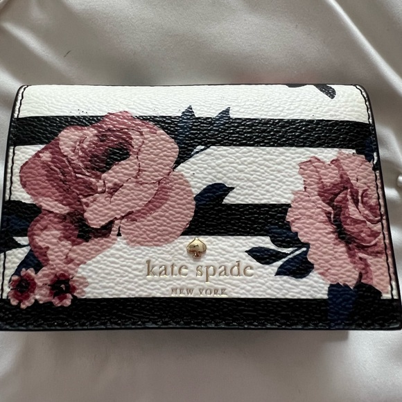 Kate Spade - Hyde Lane rose stripe wallet - Picture 2 of 5